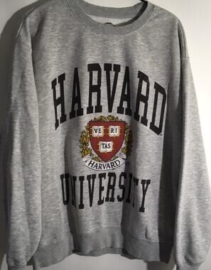 Harvard University Sweatshirt Men's Sz Medium Gray Embroidered Fleece Crewneck